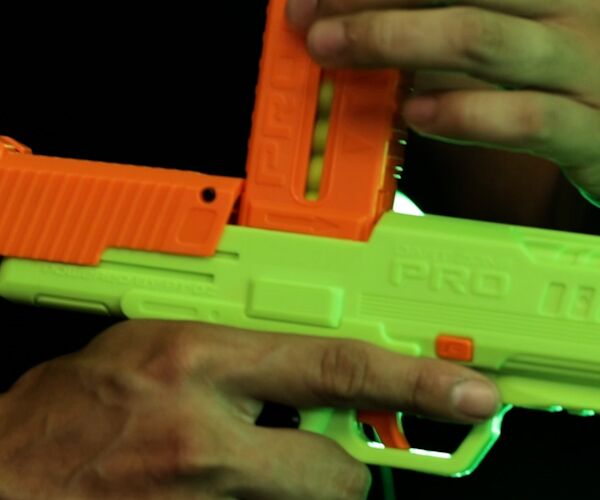 ダートゾーン　DART ZONE NITROSHOT トイガンセット　ナーフ互換 Amazon.co.jp: DART ZONE(ダーツゾーン) プロシリーズ 3 x 15-ラウンド